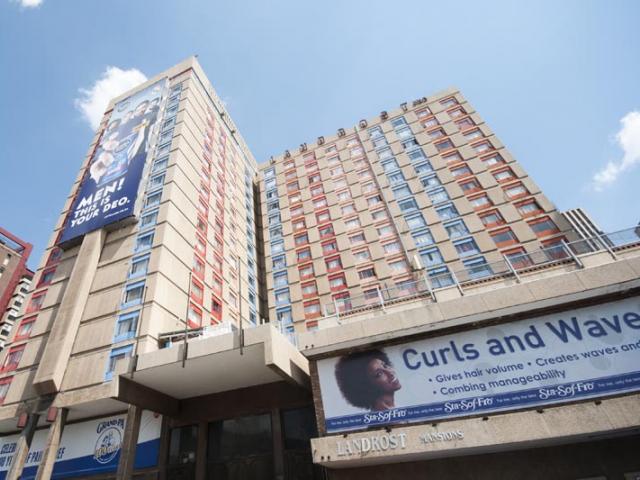 landrost mansions building