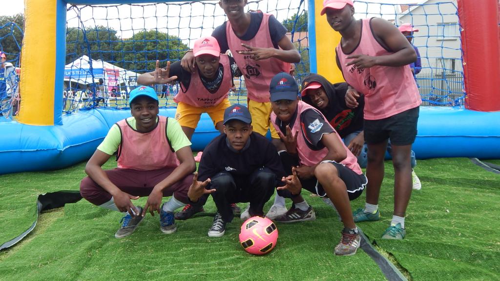 Soccer team photo 4