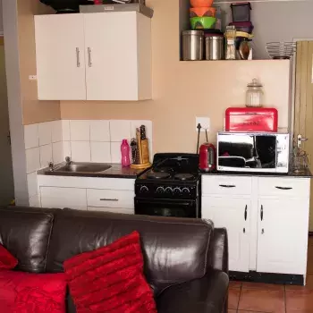 2406 Legae Gardens Showcase