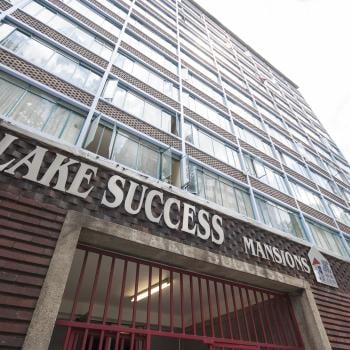 outside view of lake success building