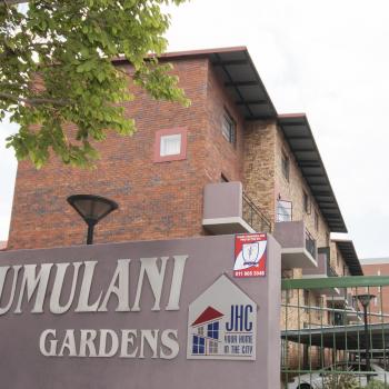 Phumulani gardens sign