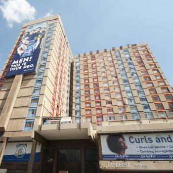 landrost mansions building